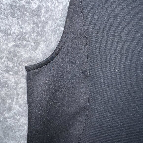 Womens GREG NORMAN Ribbed Collar Sleeveless Lightweight Golf Sport Vest Black M - Picture 7 of 13